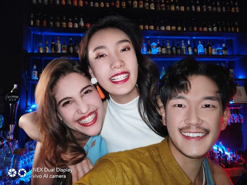 vivo NEX双屏版全民自拍季 开启101自拍法则