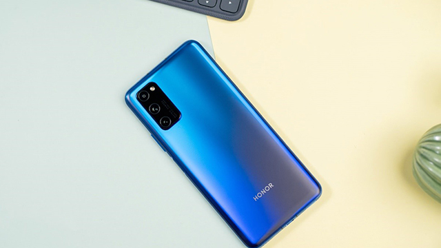 与卡顿说拜拜 荣耀V30 Pro开启办公娱乐新时代